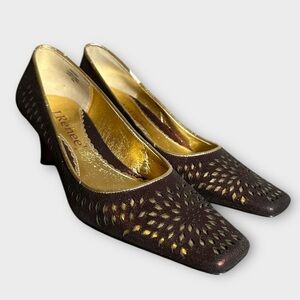 J. Renee Bronze Adley Heels Size 7 gold metallic floral cutout shoes pumps